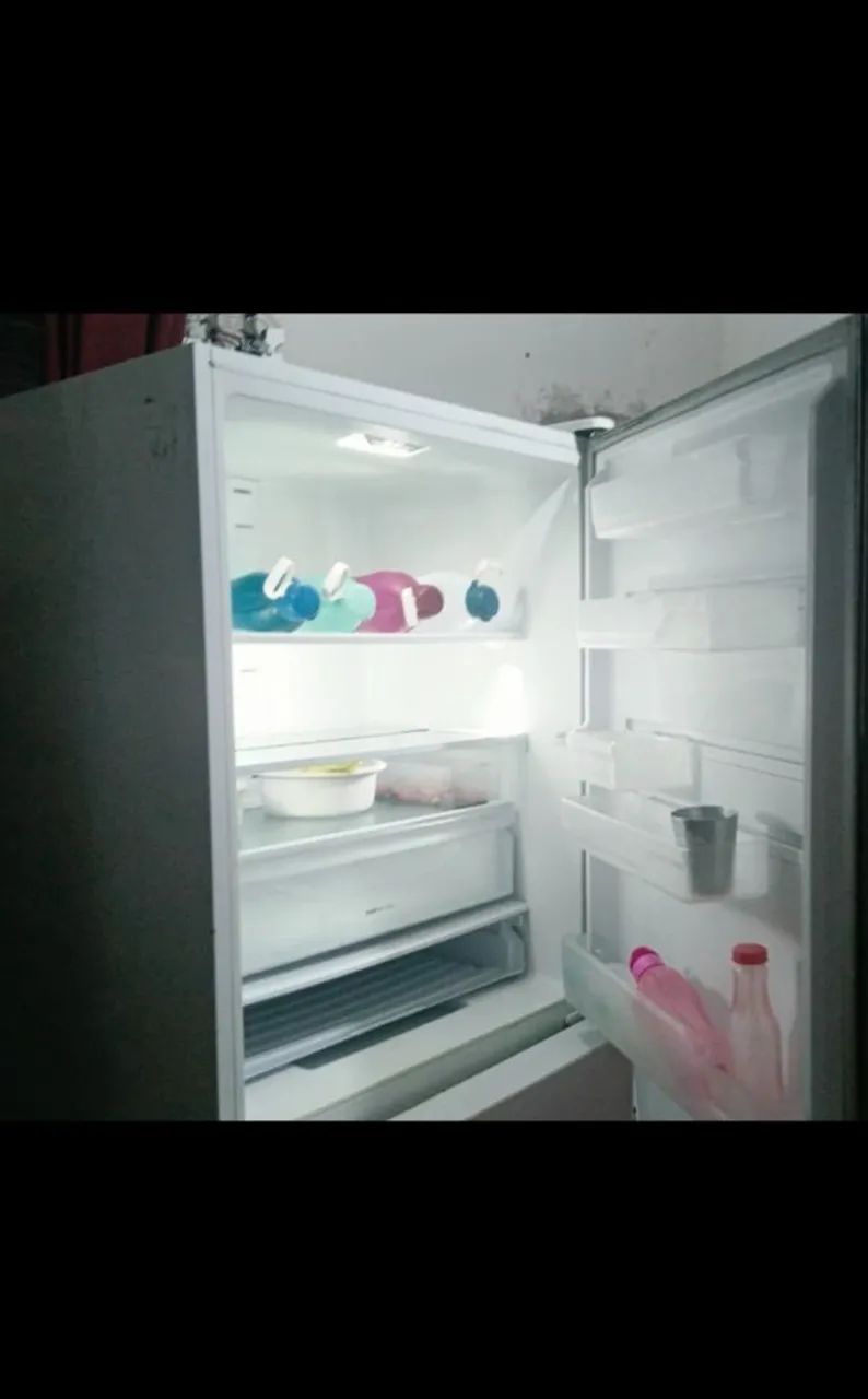 geladeira Electrolux inverter  - Foto 4