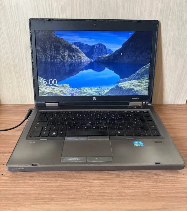Notebook i7 com SSD rápido HP ProBook funcionando bem