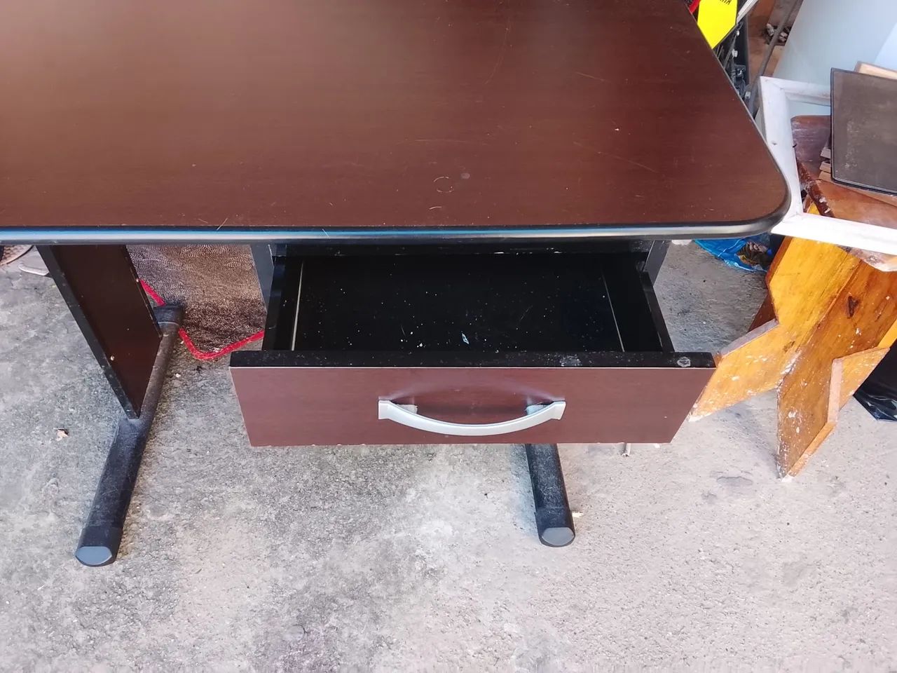 mesa de escritório, em bom estado  - Foto 3