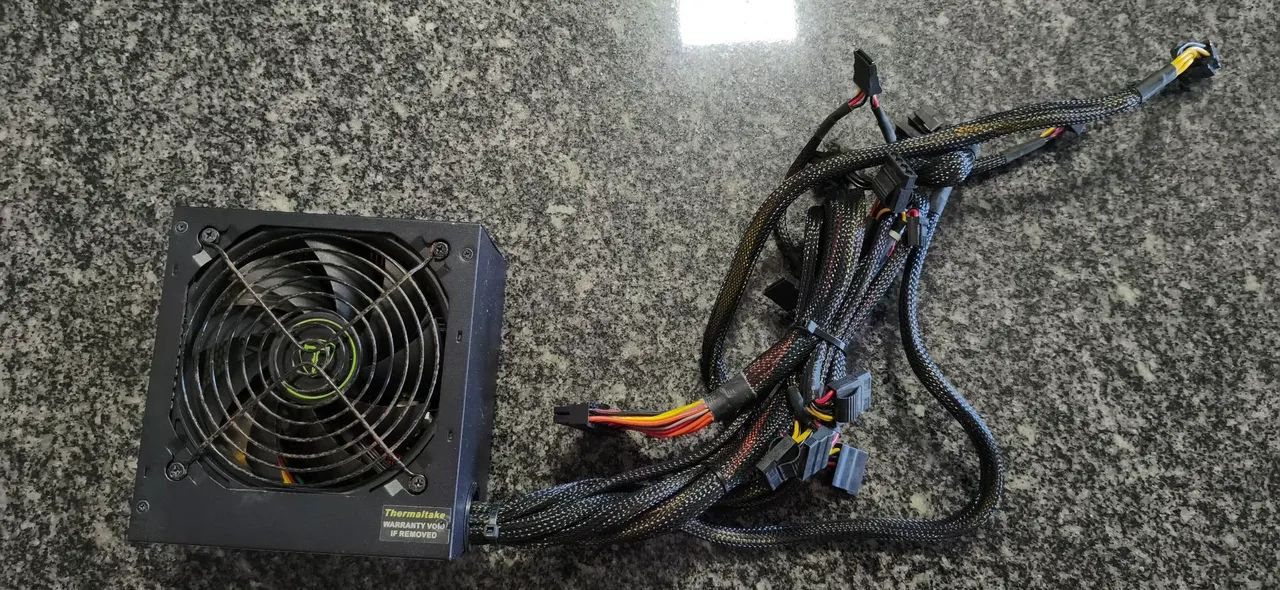 Fonte Thermaltake smart 600w - Foto 3
