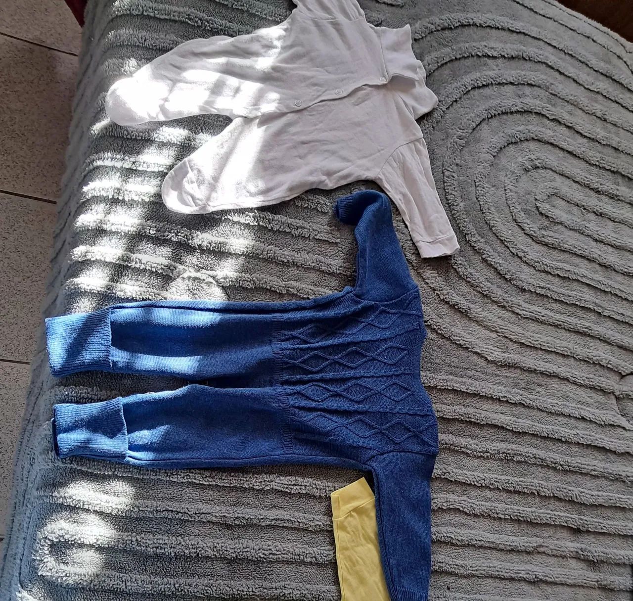 Lote de roupas para bebe (menino) - Foto 6