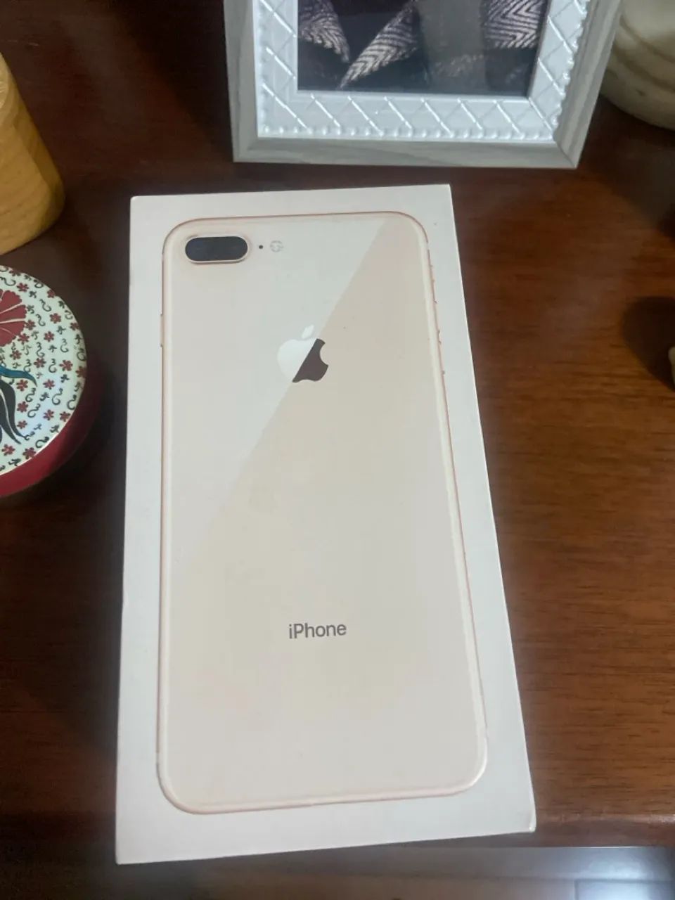 iPhone 8 Plus novíssimo 