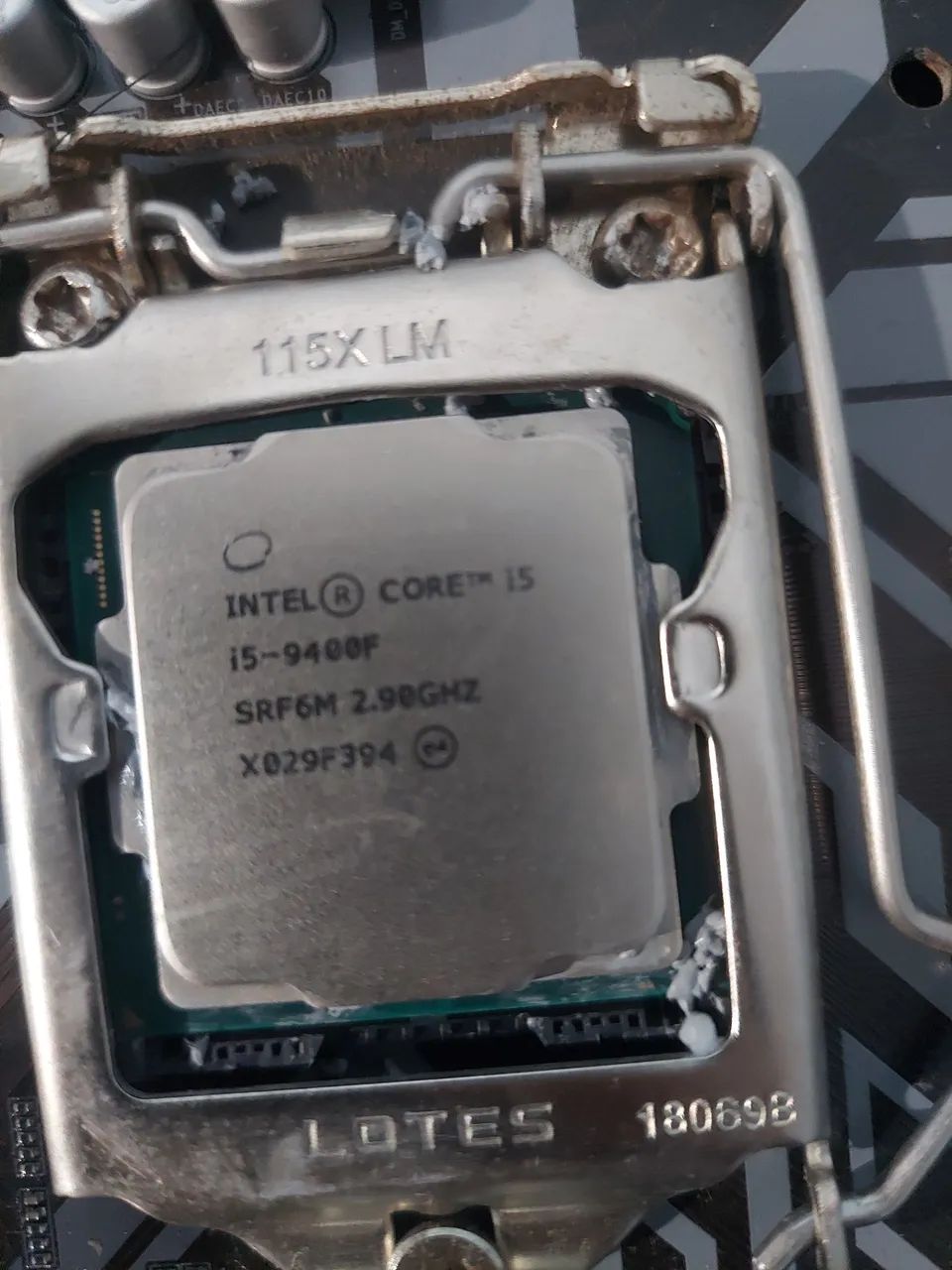 Kit I5 9400f + Placa Mãe Gigabyte B360M - Foto 2