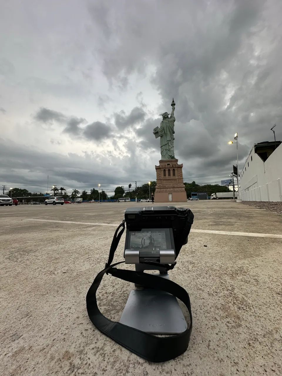 PANASONIC LUMIX GX 85 - Foto 4