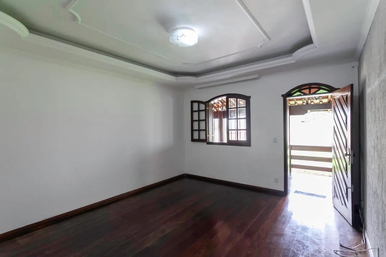Casa à Venda - Castelo, 3 Quartos, 420 m2 - Foto 2