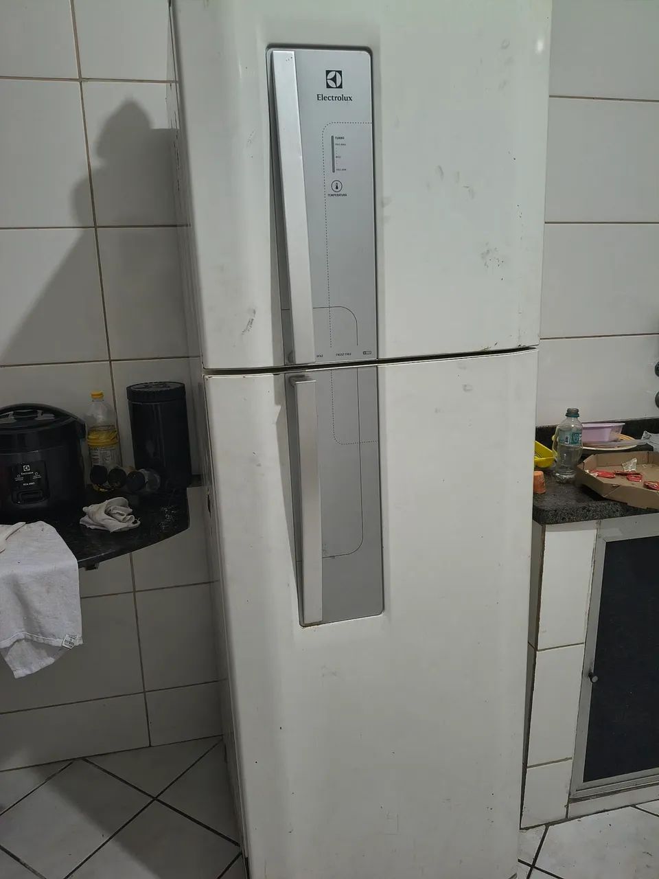 Geladeira com defeito  - Foto 4
