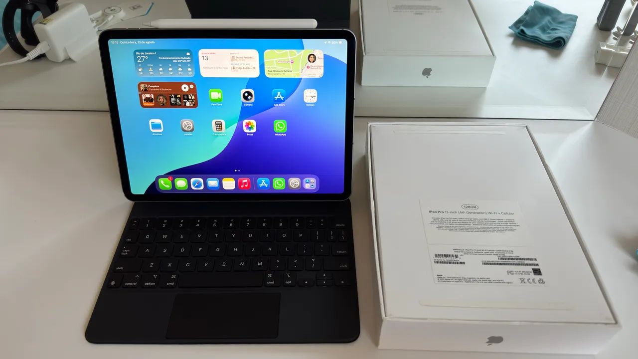 iPad Pro M1 Cellular + Magic Keyboard  - Foto 4
