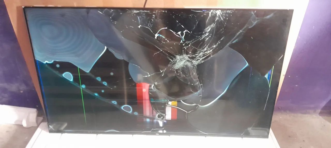 Tv tcl 55 polegadas para retirada de peças 