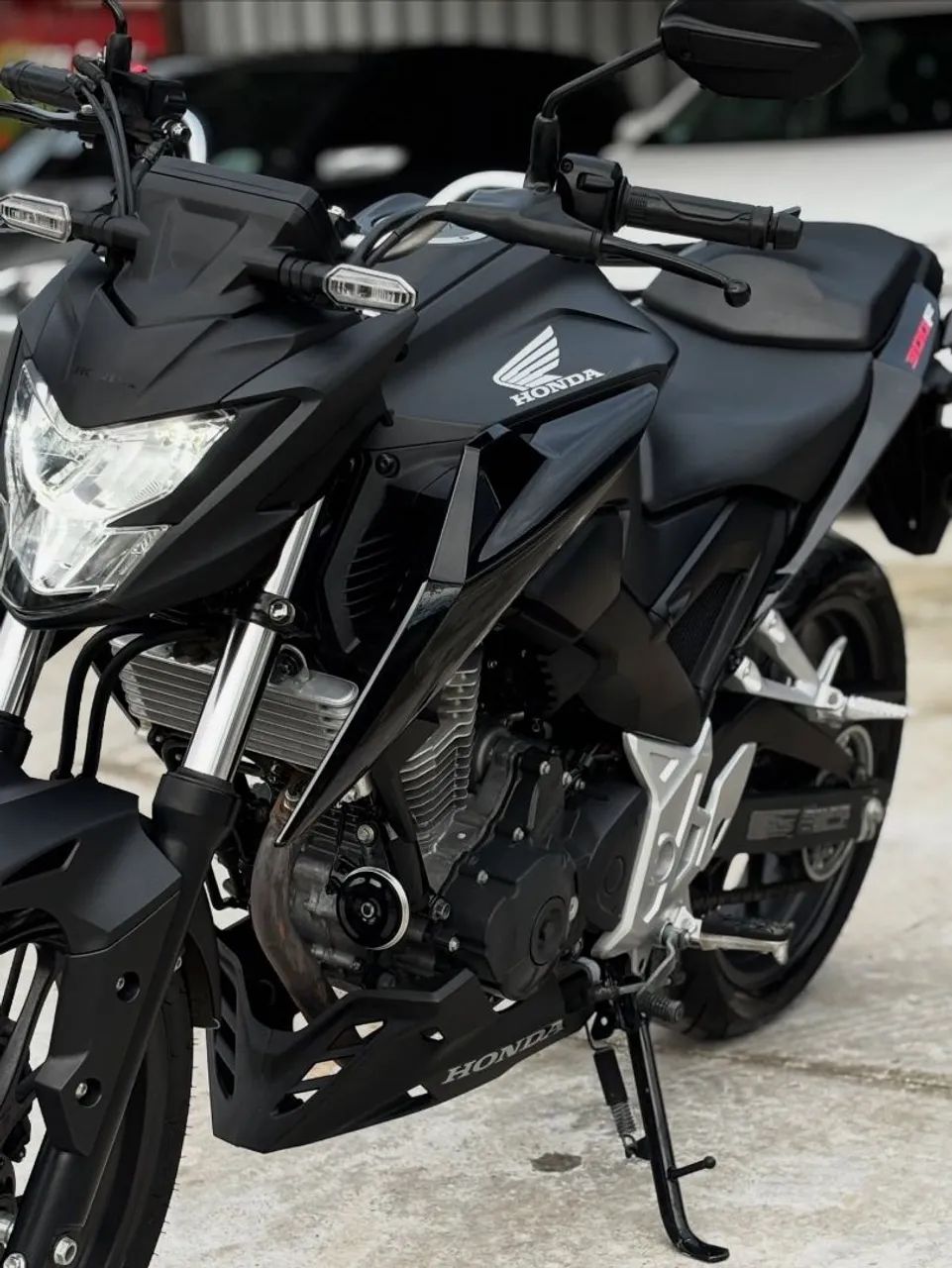 CB 300F 2024 - Foto 3