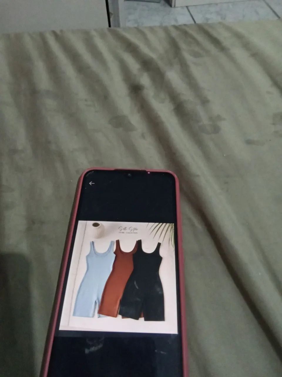 Vendo esse Macacão  novo