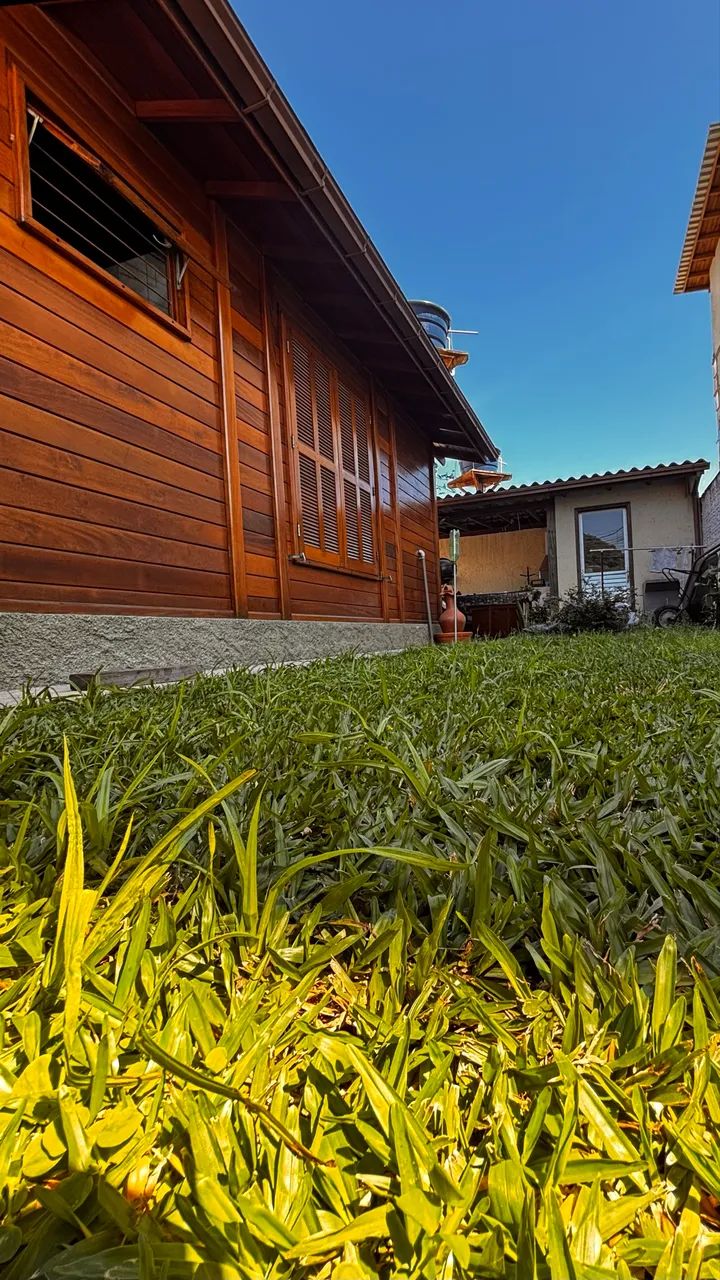 Duas casas pelo preço de uma no Ribeirão da ilha. - Foto 4