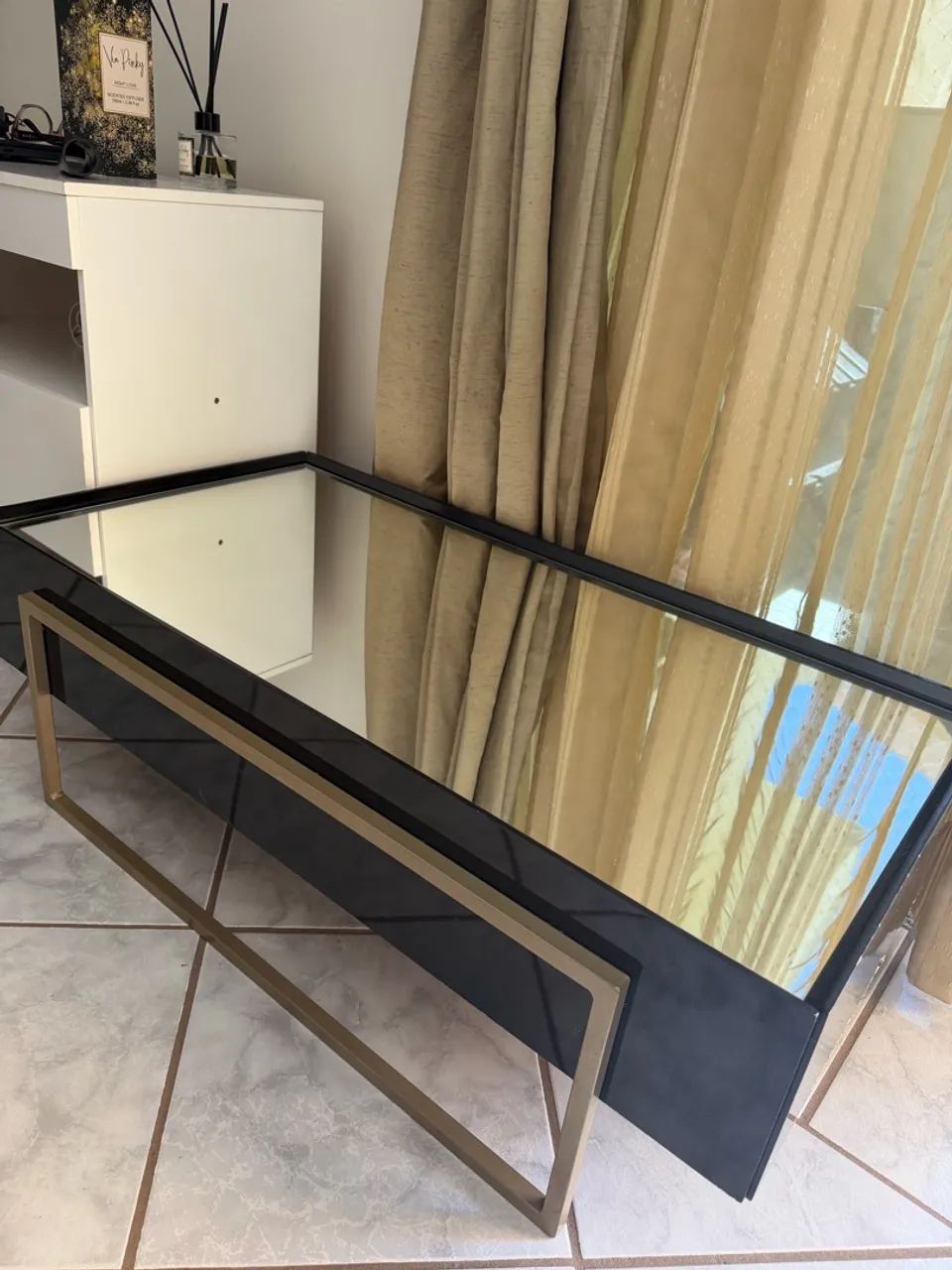 Mesa de centro moderna 