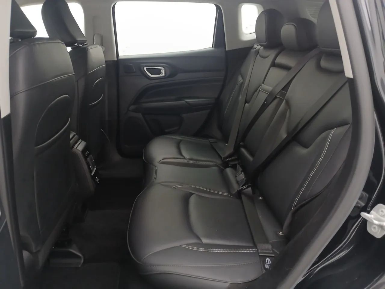 Jeep Compass LONG. T270 1.3 TB 4x2 Flex Aut., foto 17 de 18