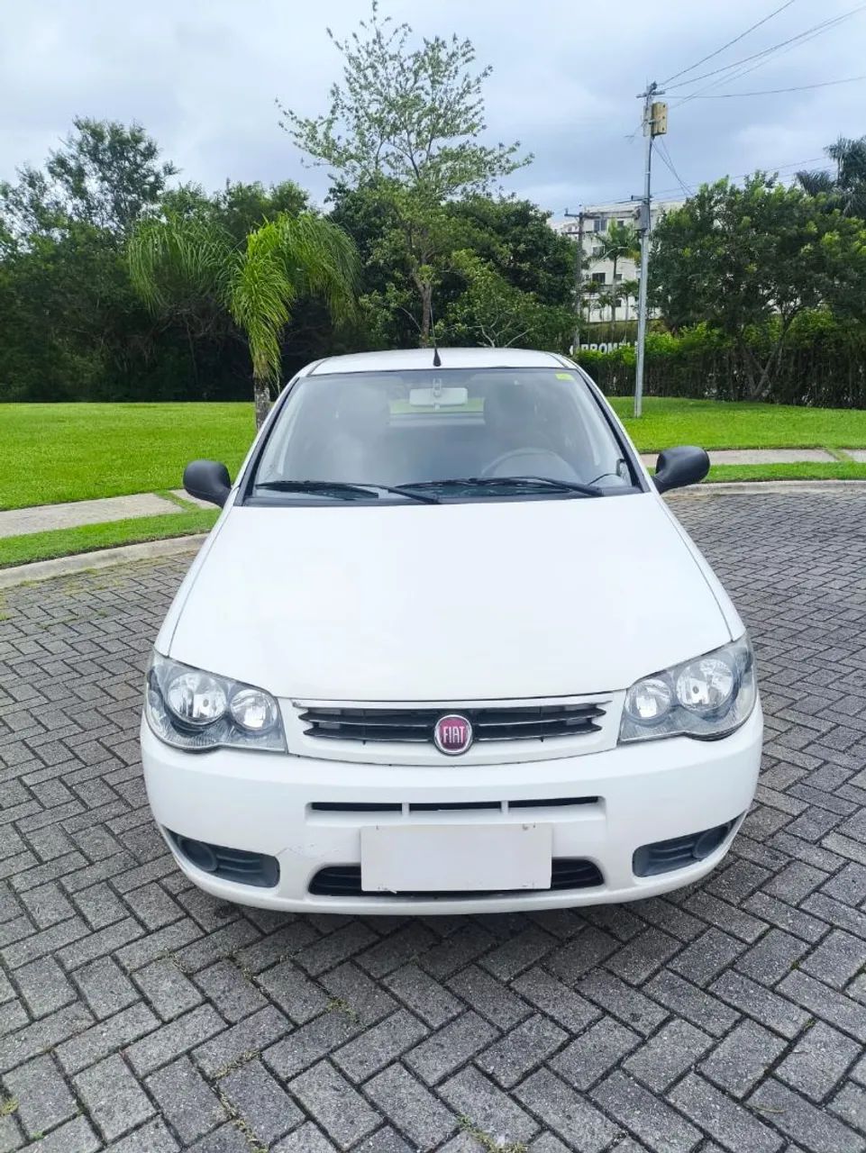 Fiat Palio Celebration 1.0 Fire Flex 8V 4P 2015 - Foto 2