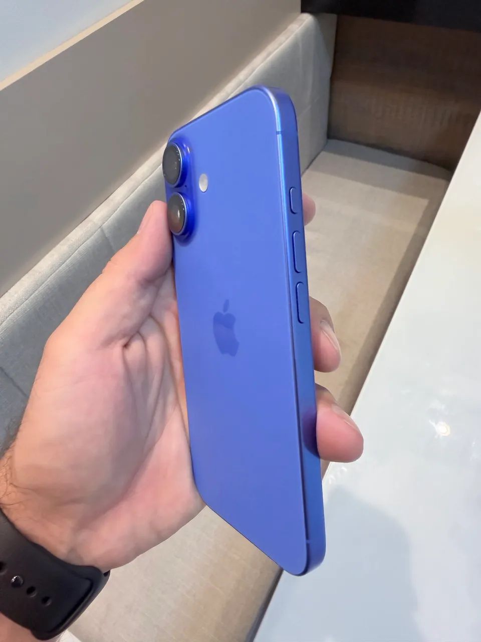 iPhone 16 128GB Ultramarine - Foto 3