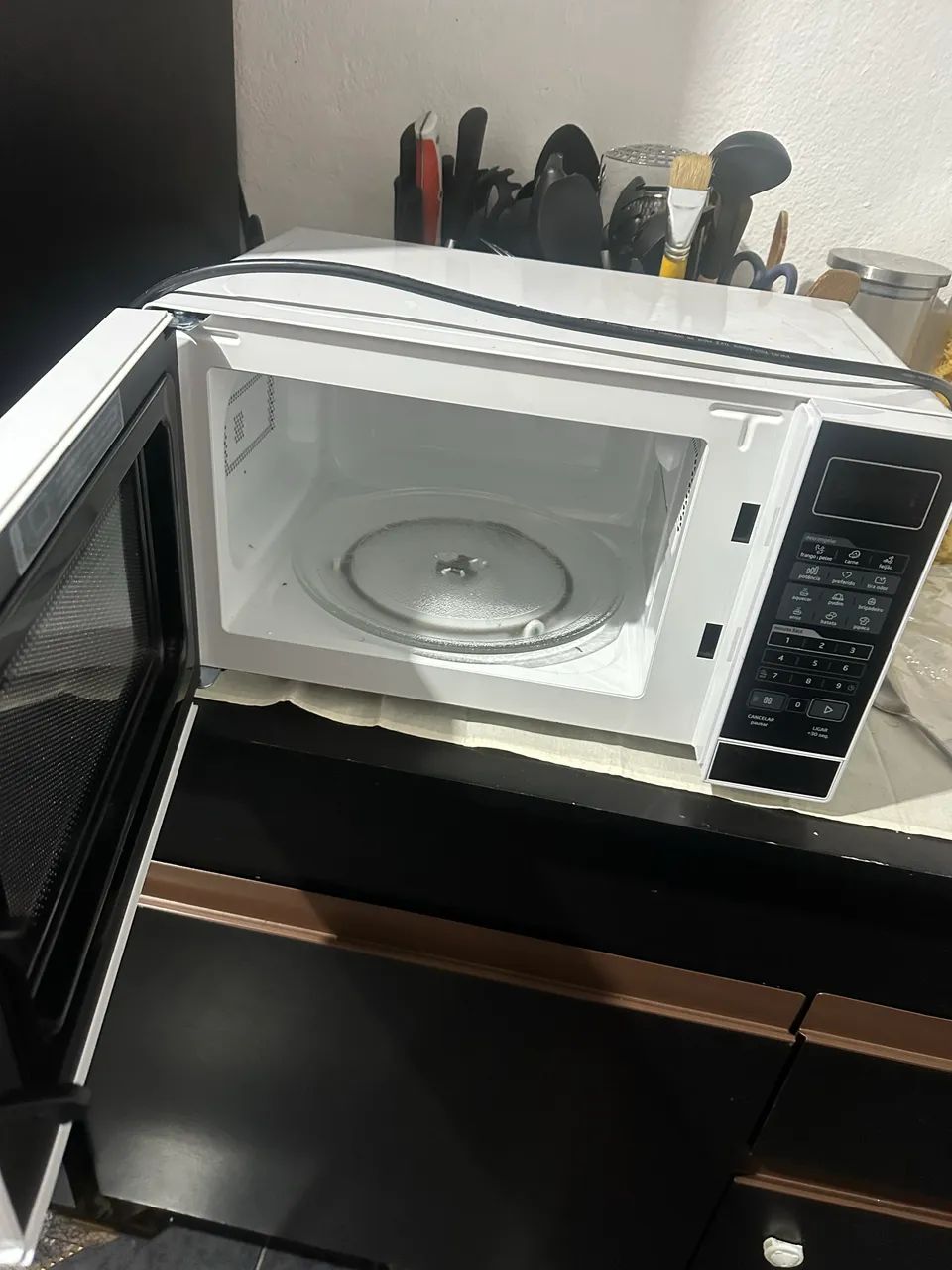 Microondas Midea 20 litros  - Foto 2