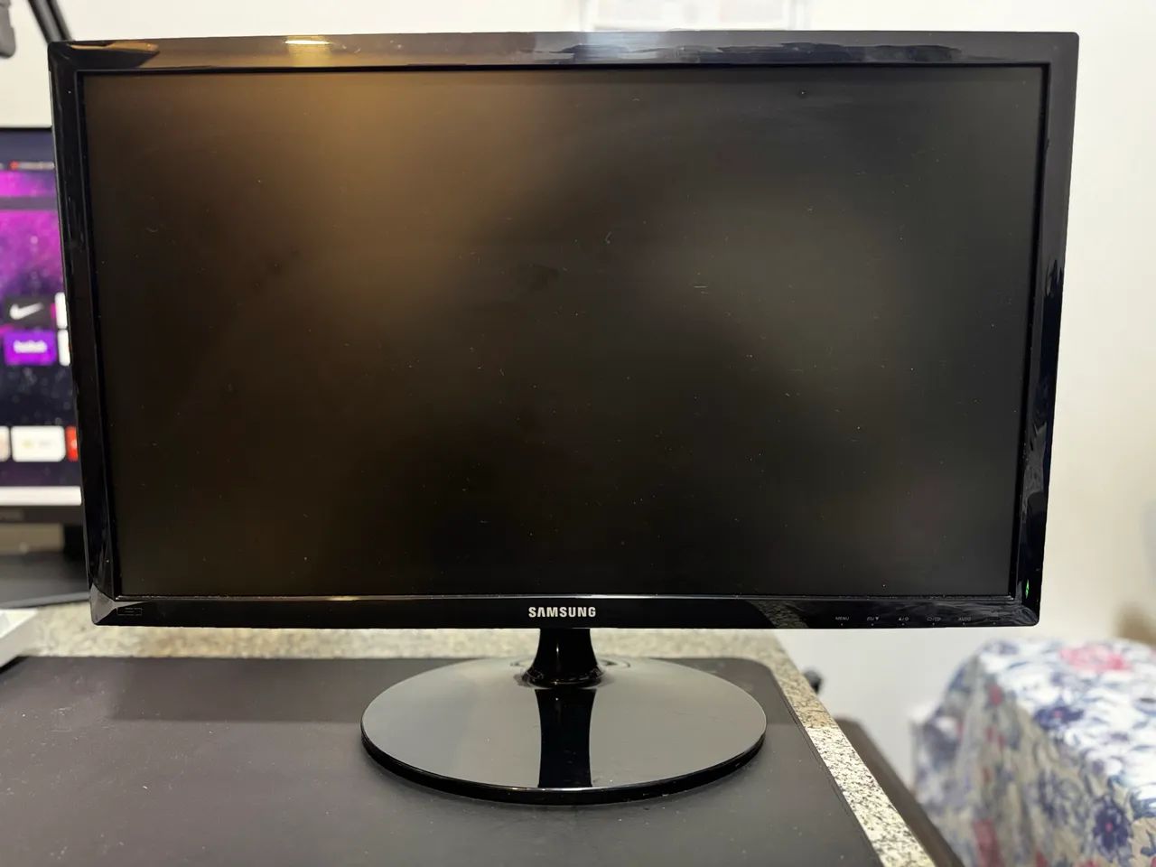 Monitor Samsung 24? | Full HD | 75 Hz | 1 ms | HDMI + VGA - Foto 2