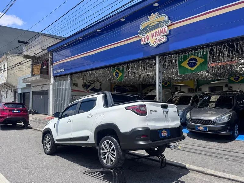 Fiat Strada Volcano 1.3 Flex 8V CD, foto 7 de 10