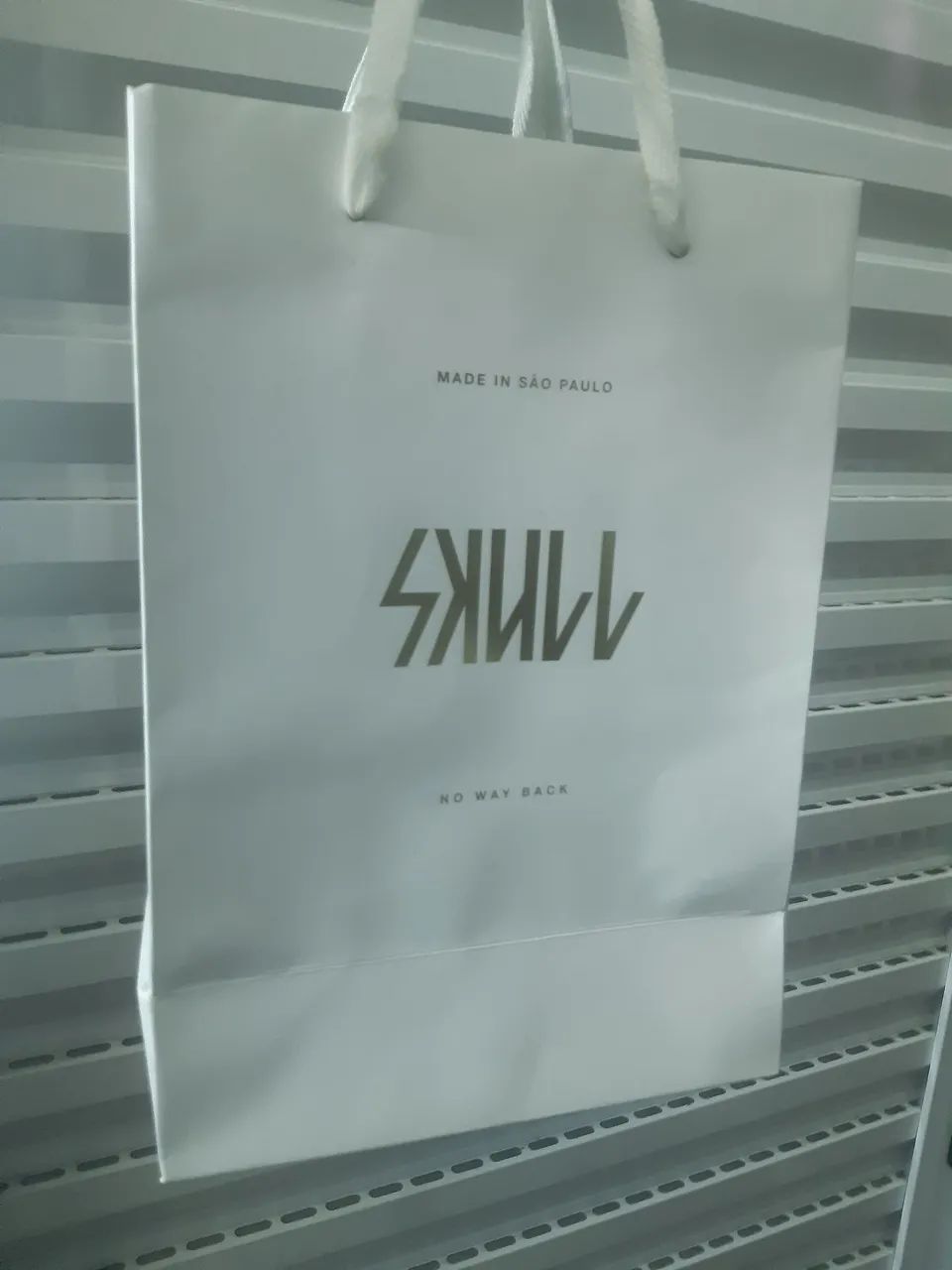 Brinco 'Weed' Skull - Foto 4