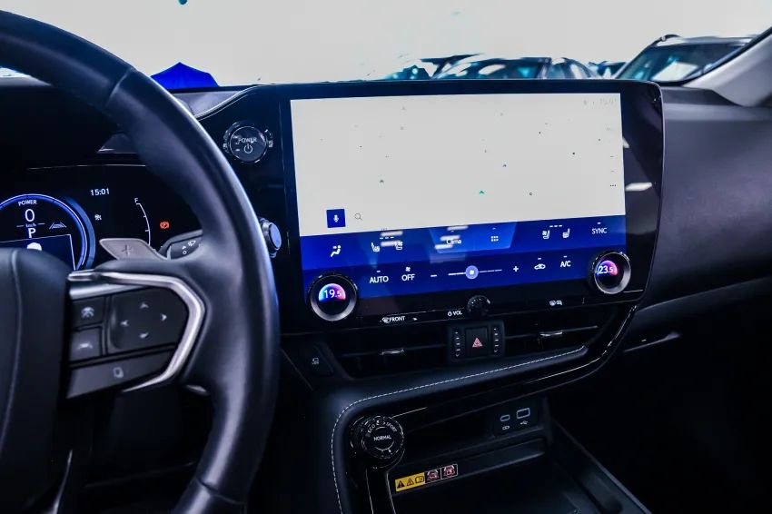 Lexus NX-350h Luxury 2.5 16V Aut. (hybrid), foto 17 de 19