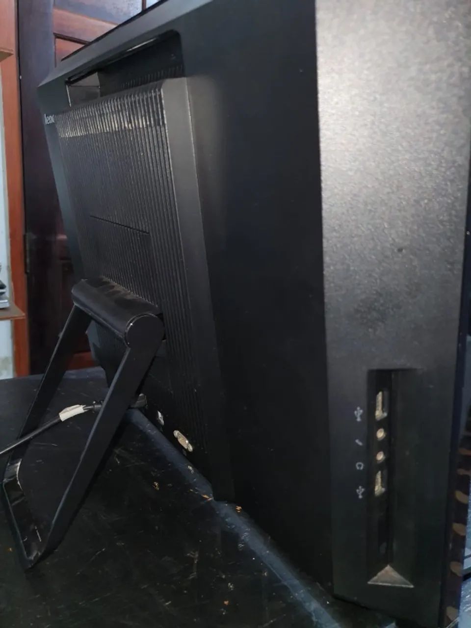 Computador All in One Lenovo. Modelo: ThinkCentre Edge 71z; Teclado e mouse sem fio. - Foto 3