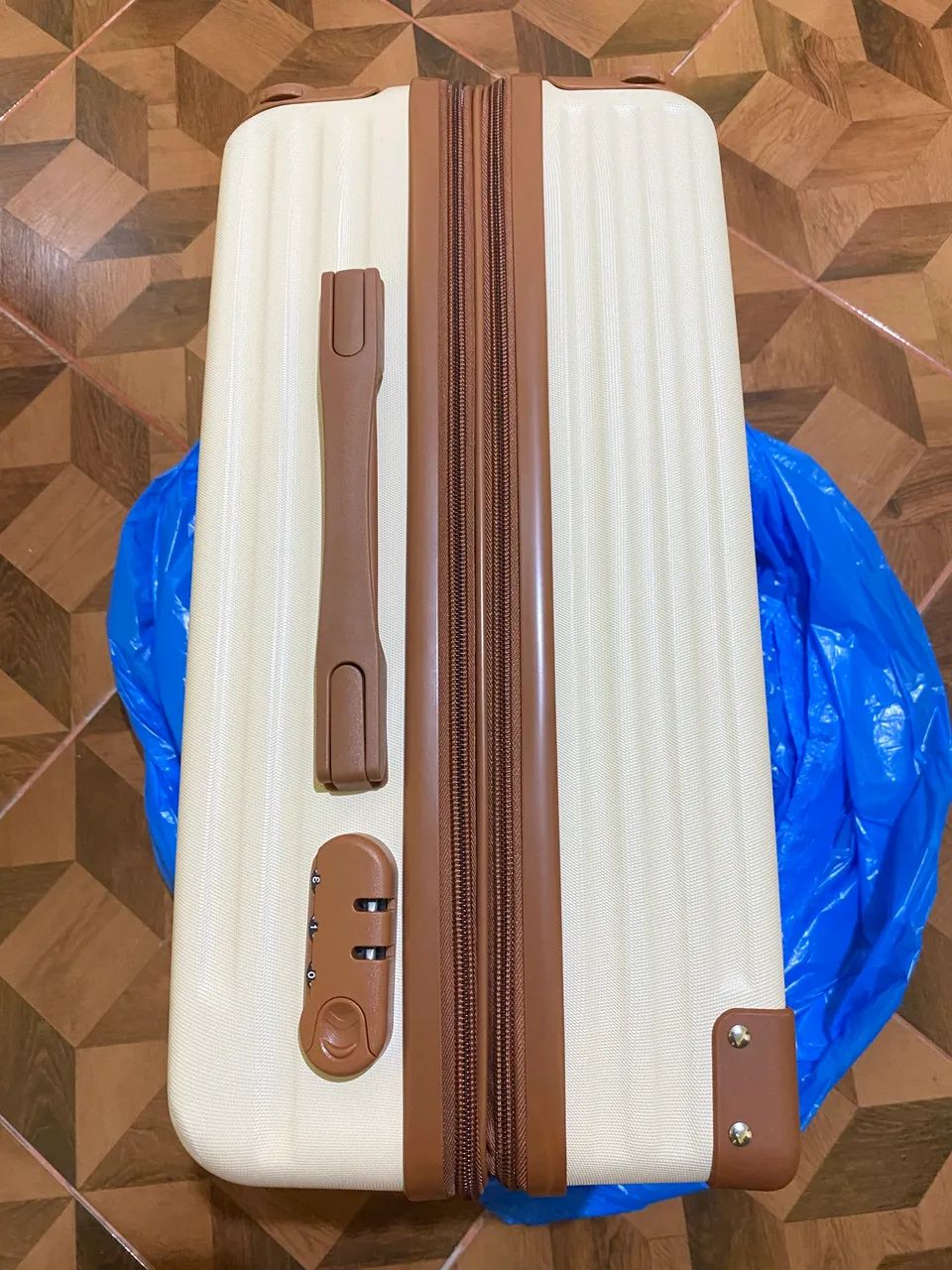 Vende-se conjunto de Mala para viagem 