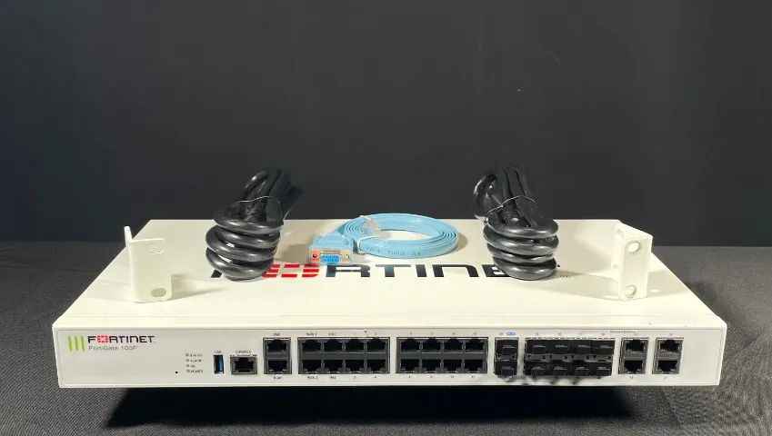 FORTINET FORTIGATE 100F Novo - Foto 2