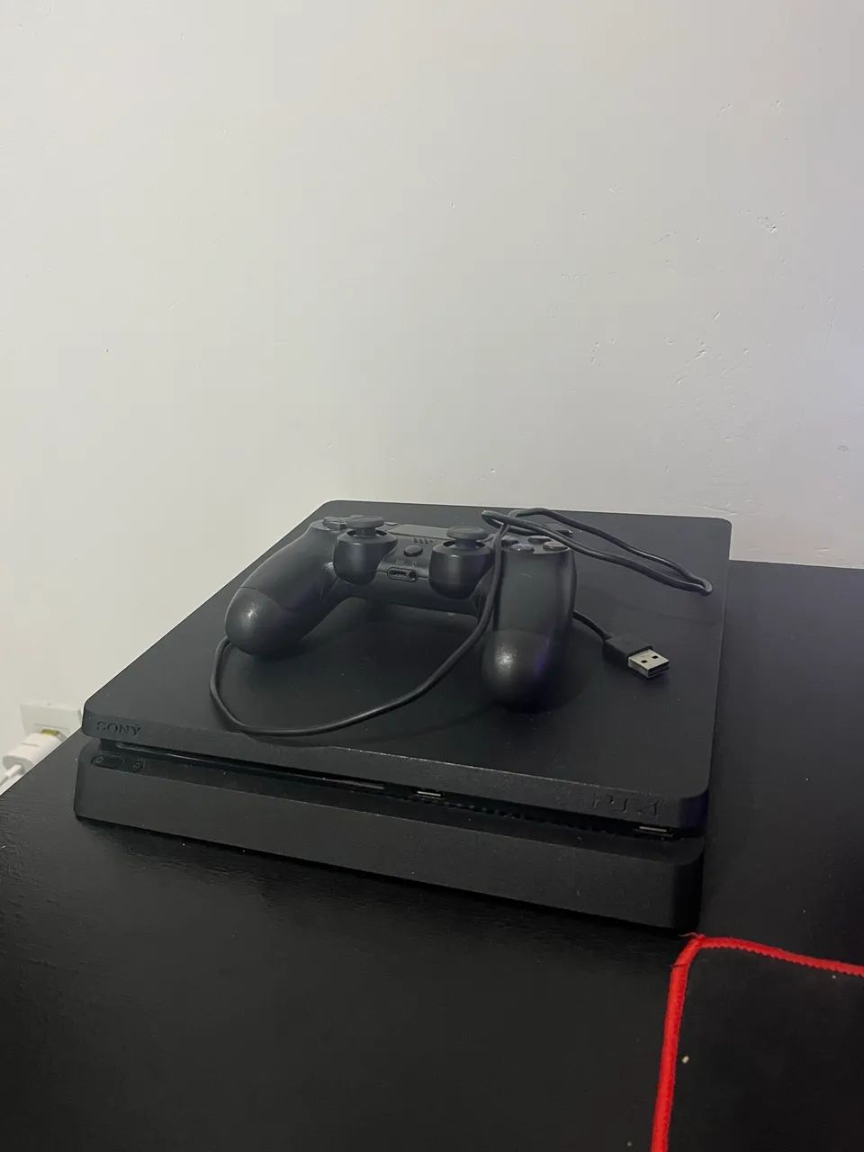 PS4 SLIM 1TB