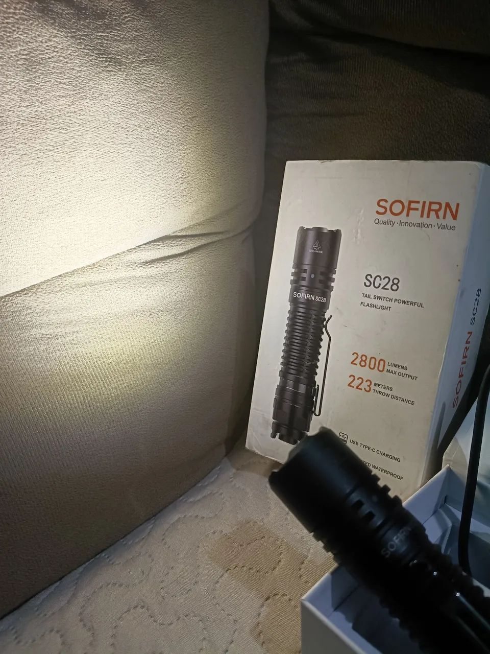 Lanterna Sofirn SC28  - Foto 5