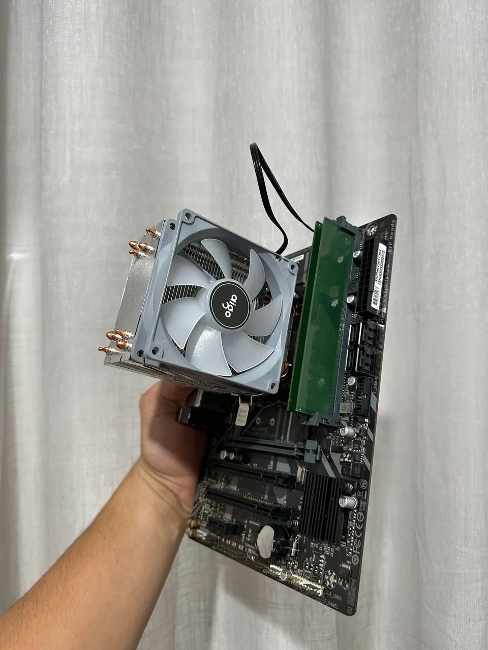 Kit upgrade Intel i5 9400 + 16GB RAM + H310M - Foto 2