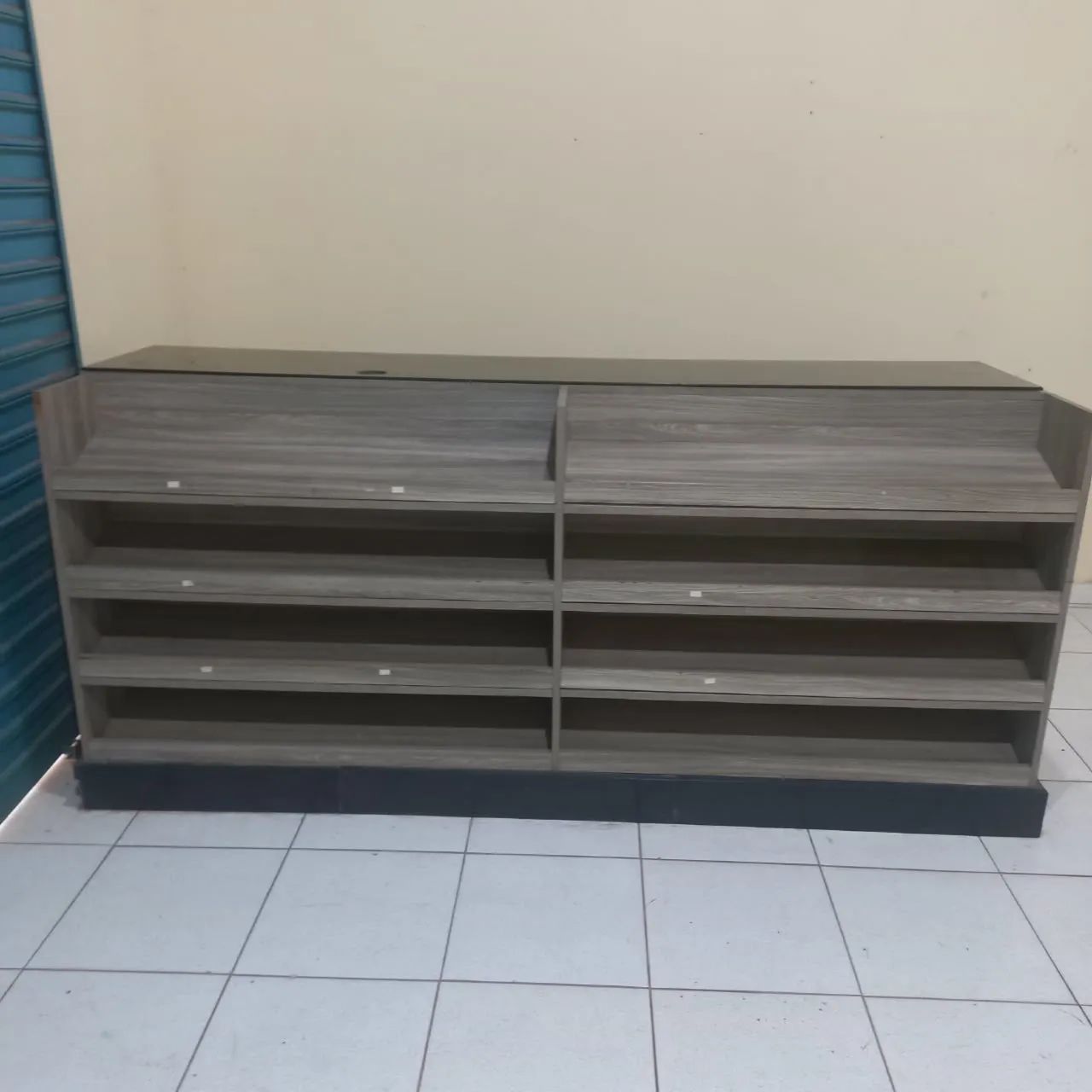 VENDO BALCÃO EXPOSITOR (MDF) - Foto 4