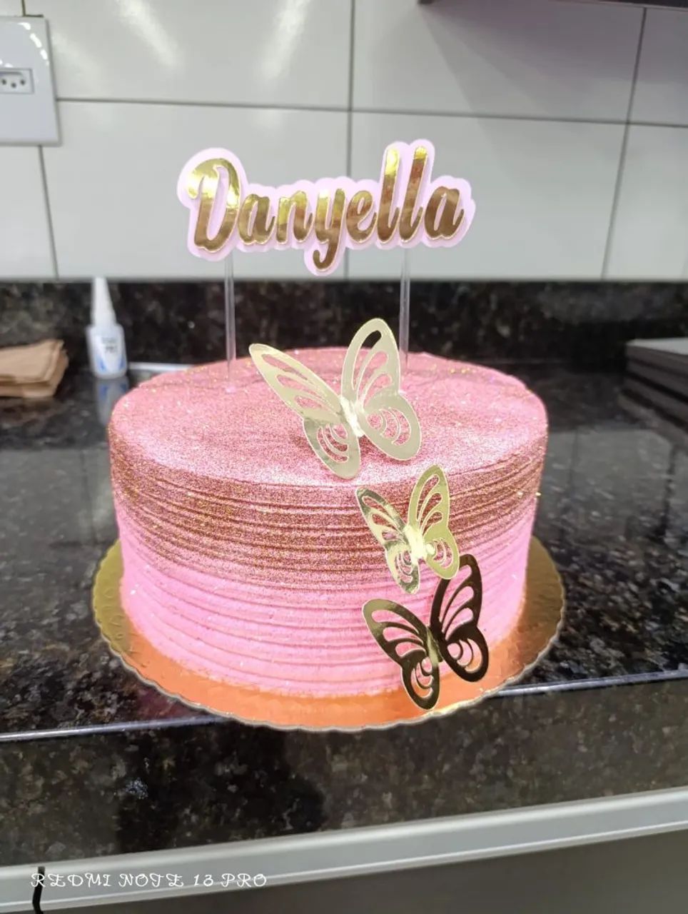 Padeiro e confeiteiro disponível pra diária 