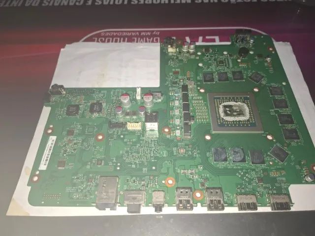 Placa Xbox one X com defeito - Foto 2