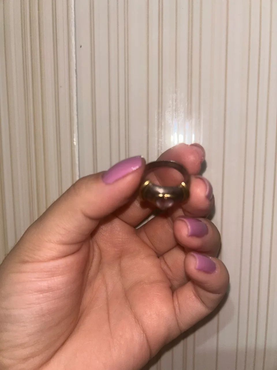 Vendo anel de prata com detalhe de ouro puro. - Foto 2