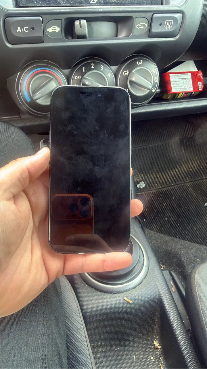 iPhone 15  - Foto 2