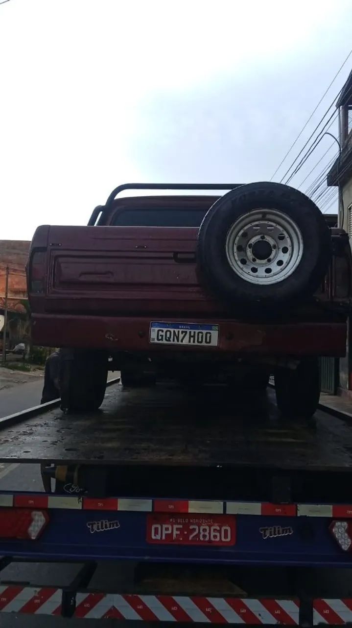 Ford F-1000 F-1000 CD/Blazer 3.9 Dies. 1986