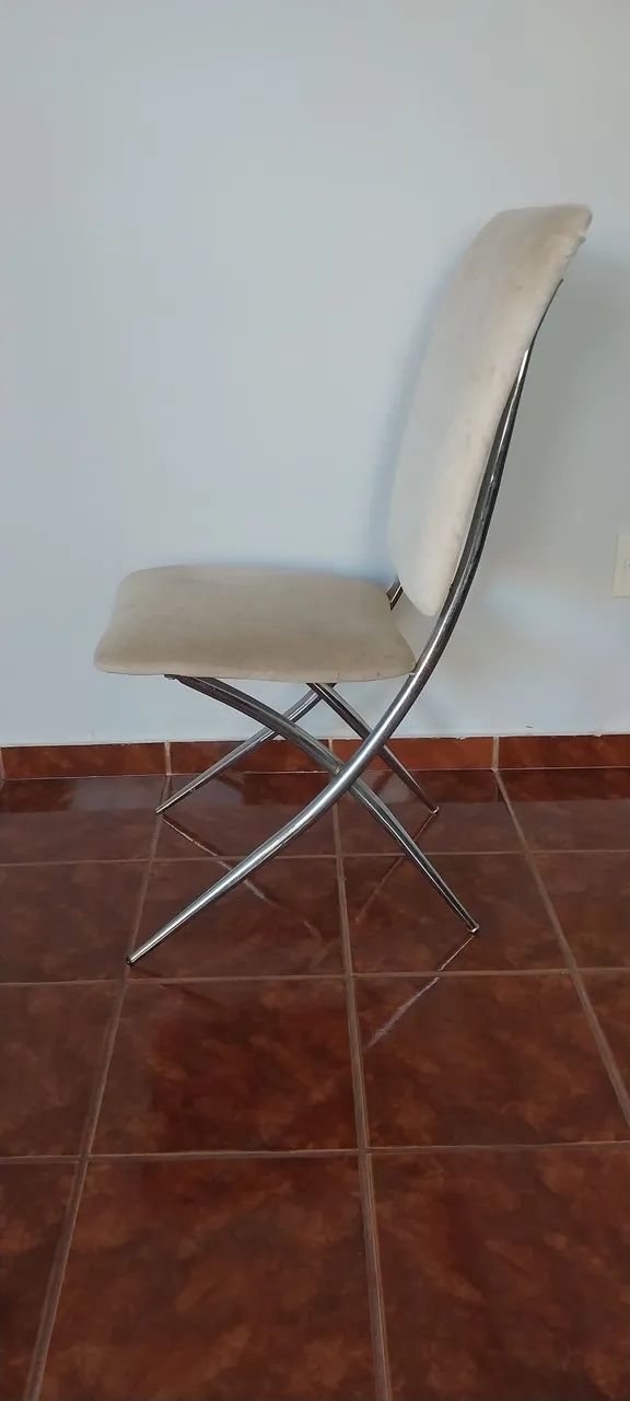 Joga de cadeiras com base cromada em X PARA REFORMA - Foto 3