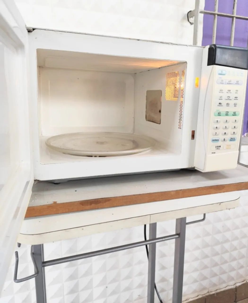 Micro Ondas Electrolux ME28 28 litros 127 v - Foto 2