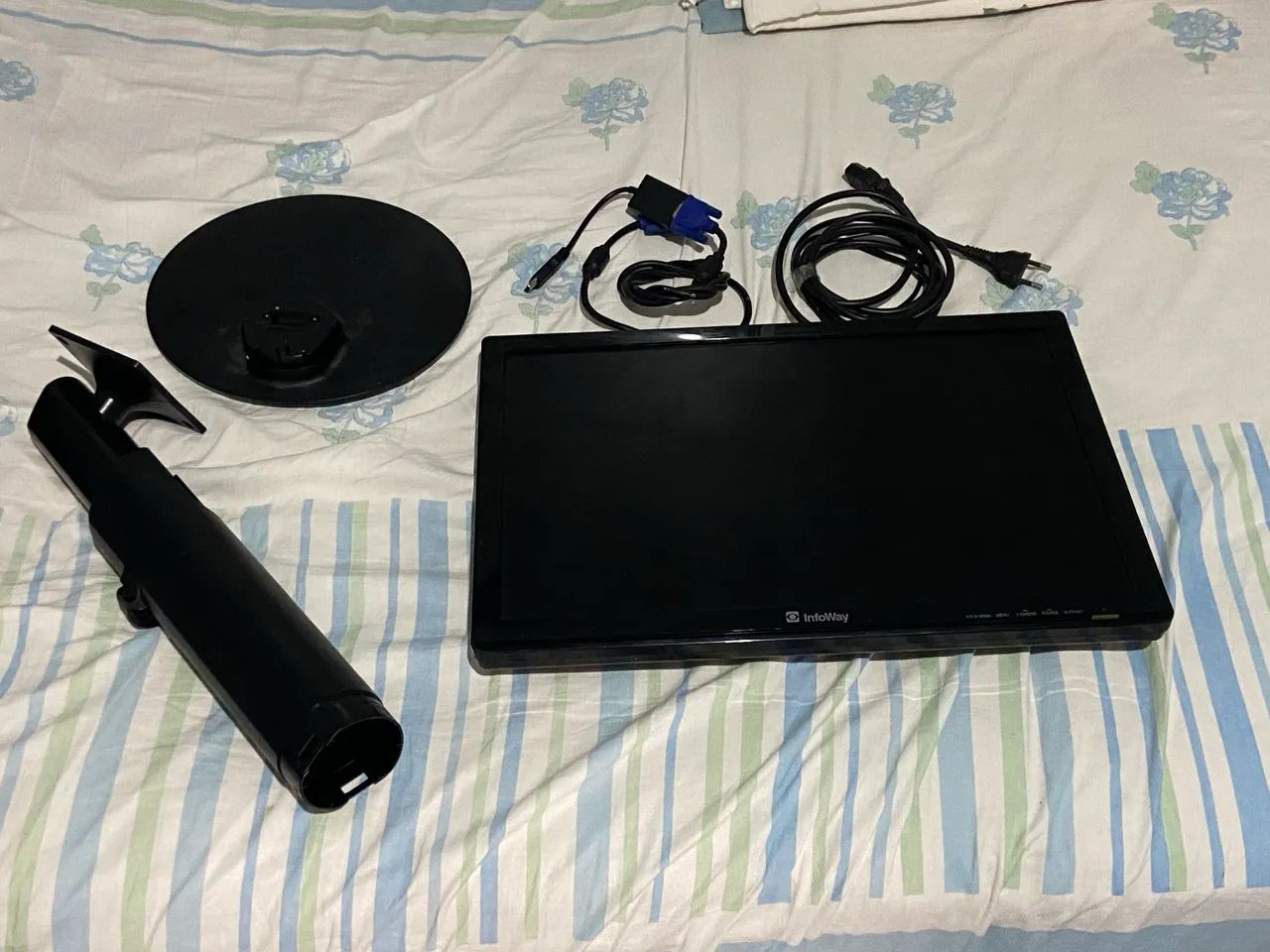 Monitor infoway 19 polegadas 