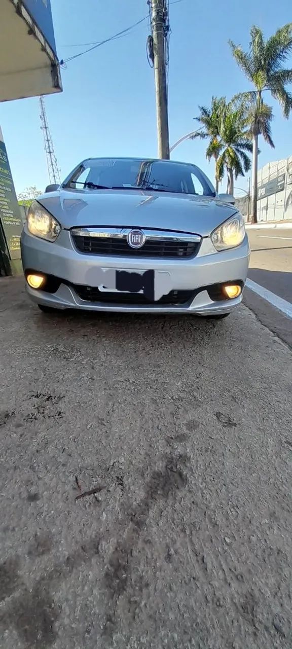 Fiat Grand Siena Grand Siena ATTRAC. 1.4 EVO F.Flex 8V 2013