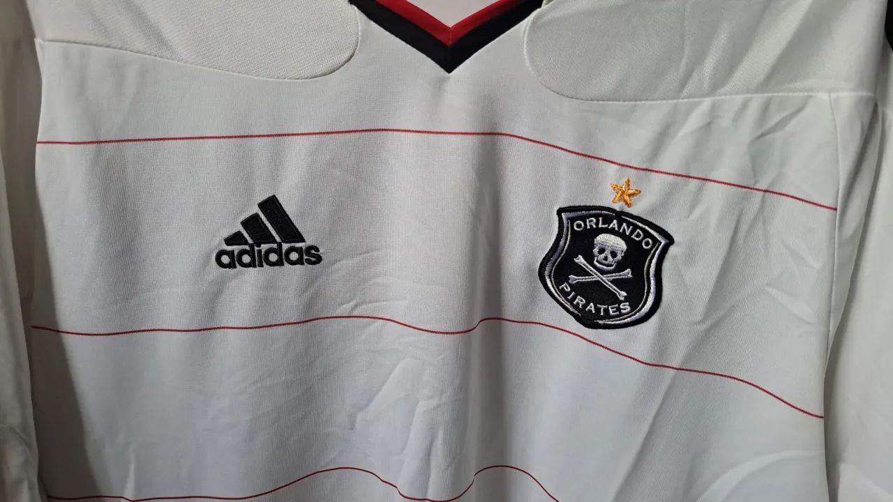 Camsia Orlando PIRATES  - Foto 2