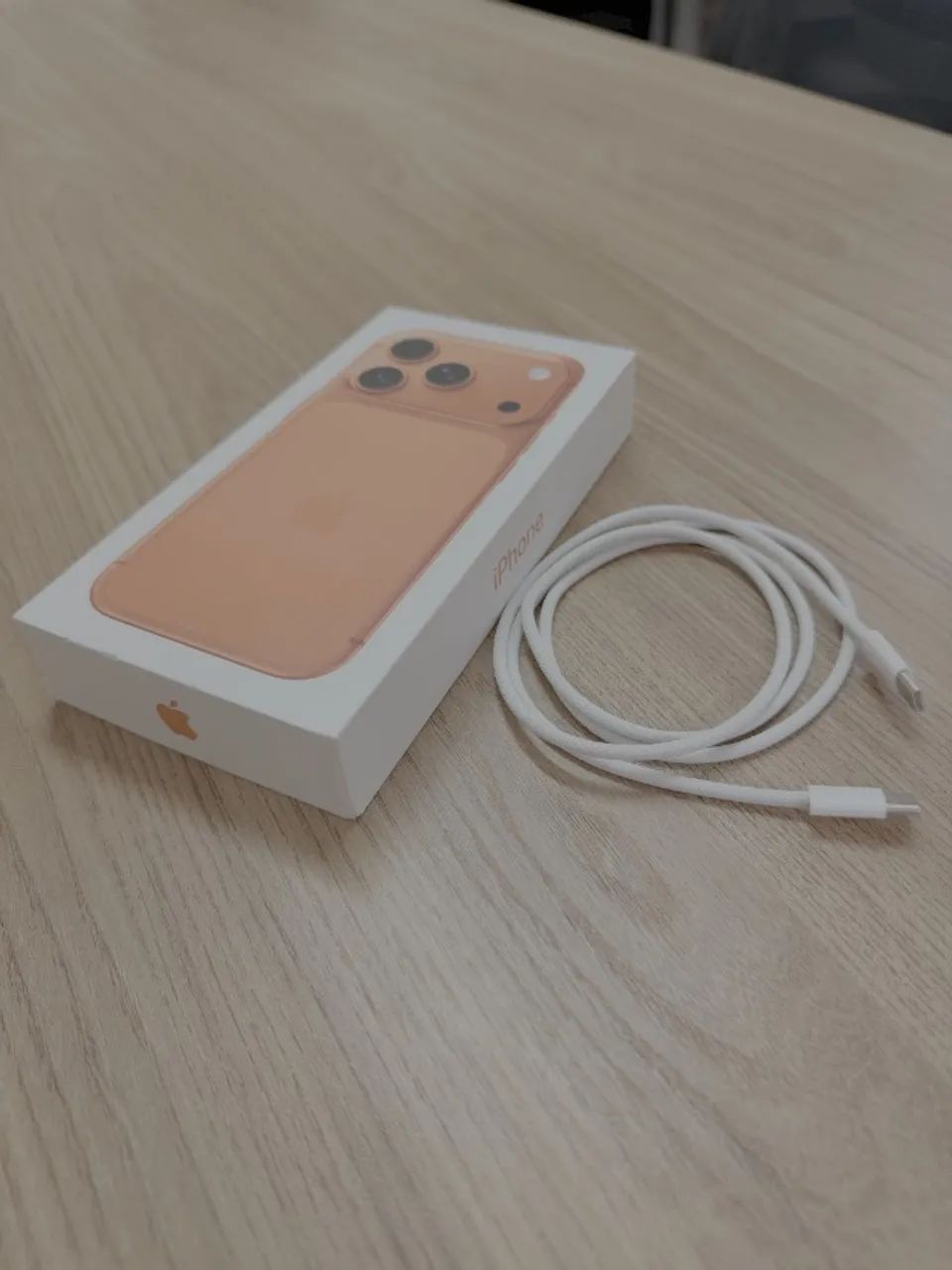 iPhone 17 Pro 256gb - Laranja-cósmico - Foto 5
