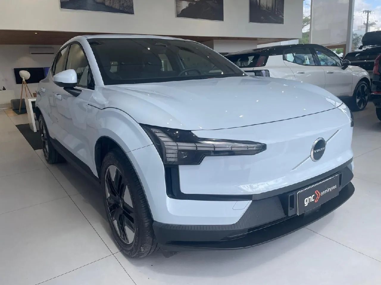 Volvo EX30 E60 Core (elétrico) 2024 - Foto 3