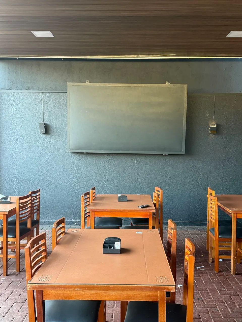 TV 98 polegadas com suporte fechado  - Foto 4