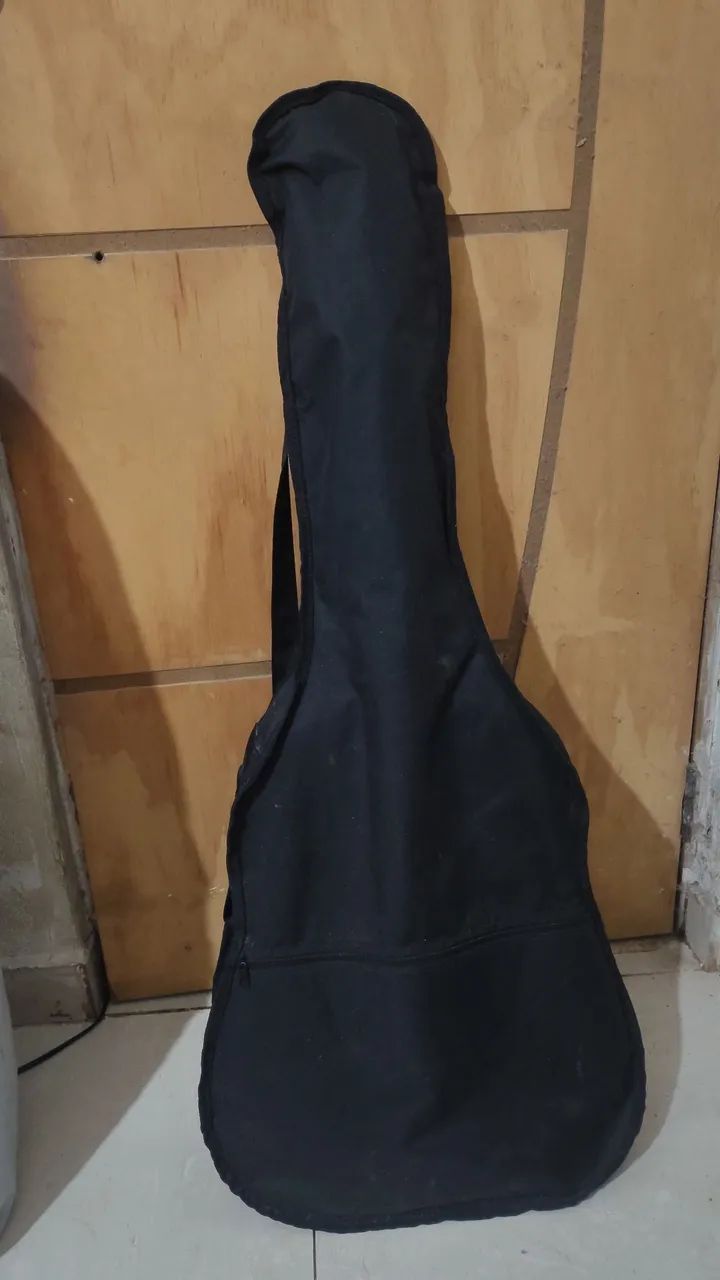 Vende-se violão 