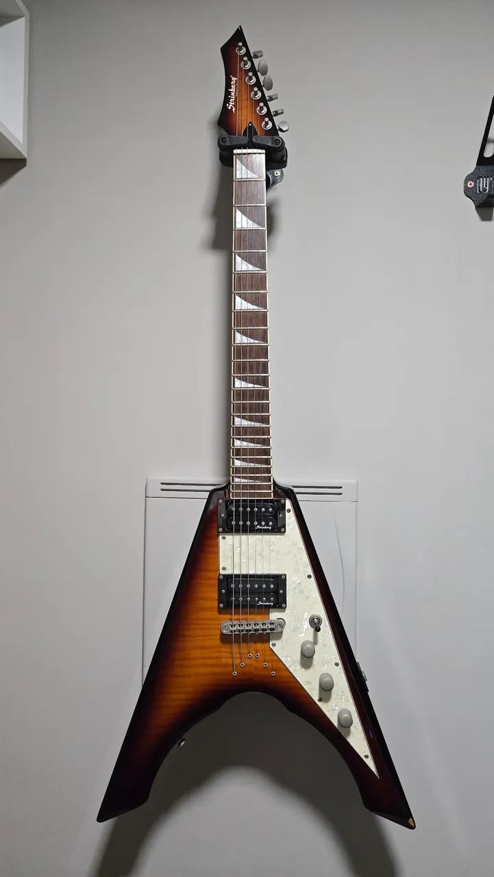 Guitarra Strinberg Flying V