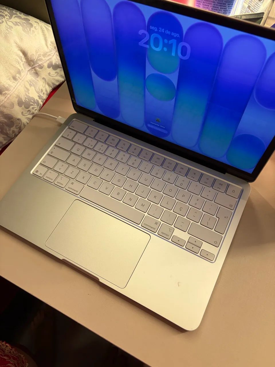 MacBook Neo 256gb - Novo com caixa 