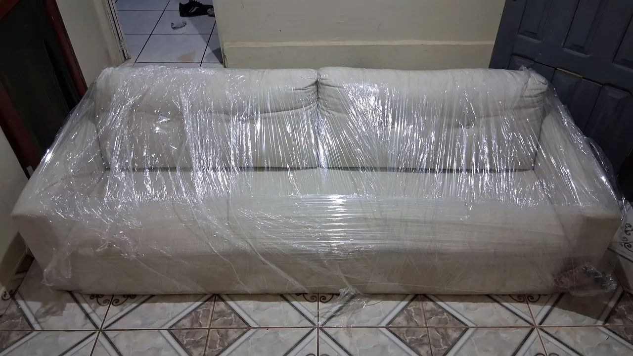 Sofá Herval 4 Lugares em Linho Bege - 2,30m Novo!! - Foto 2