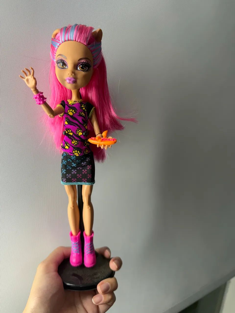 Howleen Wolf da linha Creepateria da franquia Monster High - Foto 3