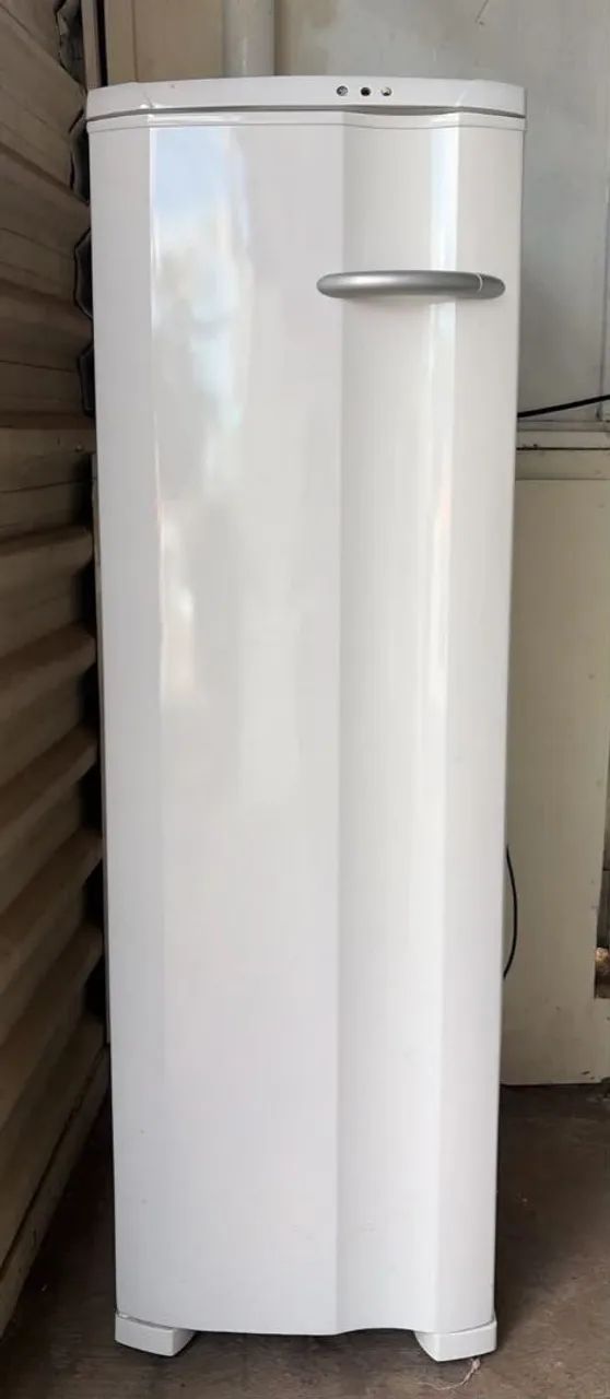 Freezer eletrolux vertical  - Foto 3